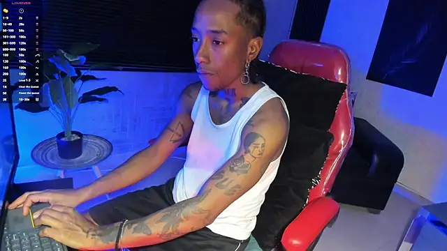 JhonyMiller  online show from October 2025 07:43:01 PM