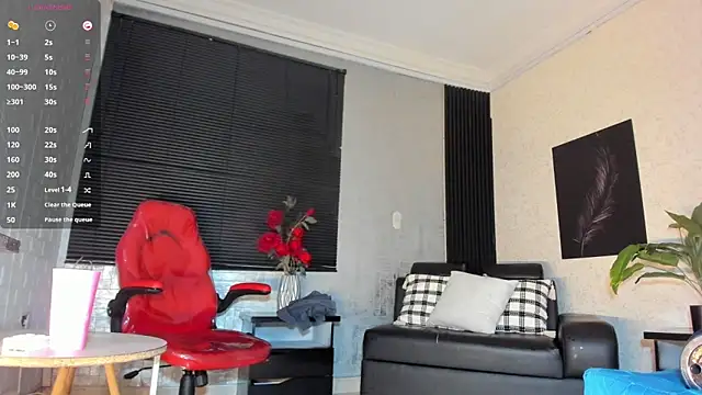 JhonyMiller  online show from April 2026 08:00:01 PM