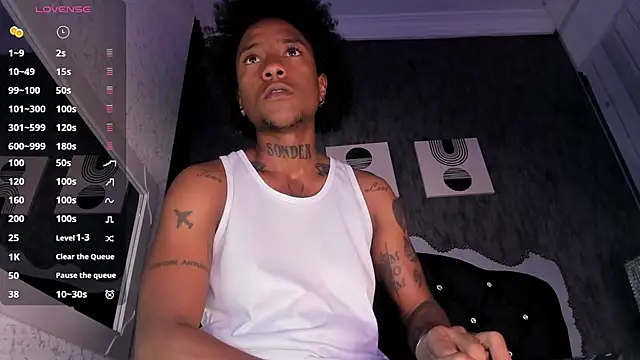 JhonyMiller  online show from October 2025 06:41:01 PM