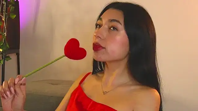 Snapshot of Sweet_Nyx chatting on January 2025 11:45:01 PM Sweet Nyx online show from January 2025 11:45:01 PM