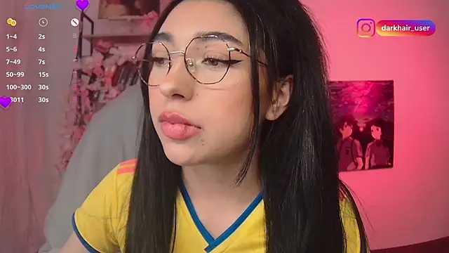 Snapshot of Sweet_Nyx chatting on June 2026 11:09:01 PM Sweet Nyx online show from June 2026 11:09:01 PM