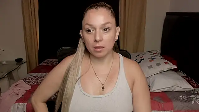 natalia5560 online show from February 2026 01:00:01 PM