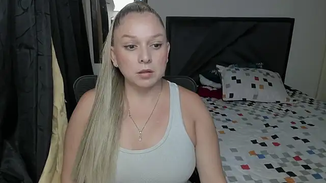 natalia5560 online show from March 2026 09:15:02 PM