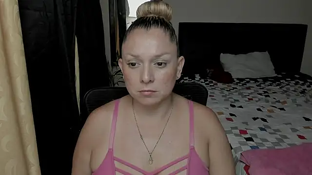 natalia5560 online show from March 2026 09:00:01 PM