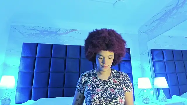 loladupont online show from February 2026 03:07:02 AM