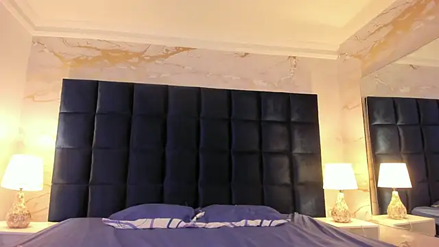 loladupont online show from March 2026 03:17:02 AM