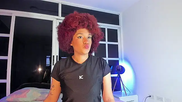 Snapshot of loladupont chatting on July 2026 03:02:01 AM loladupont online show from July 2026 03:02:01 AM