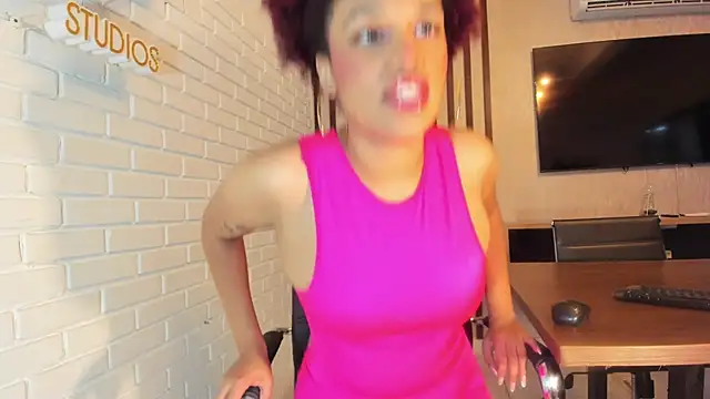 loladupont online show from December 2025 03:07:01 AM