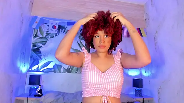 Snapshot of loladupont chatting on July 2026 03:28:01 AM loladupont online show from July 2026 03:28:01 AM