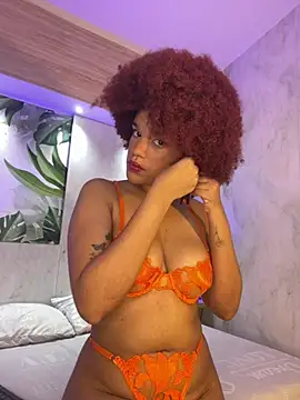 Snapshot of loladupont chatting on June 2026 03:12:02 AM loladupont online show from June 2026 03:12:02 AM