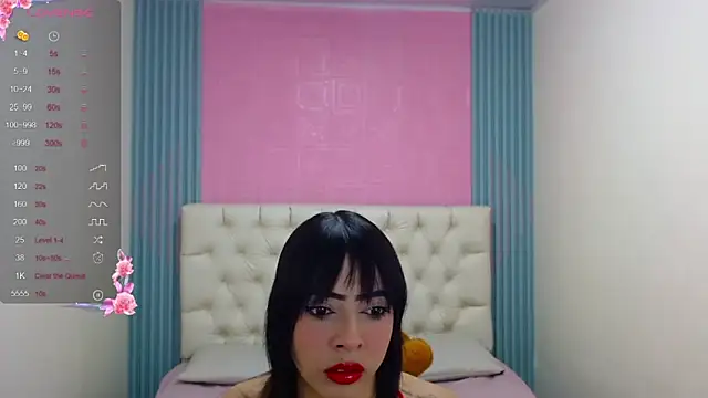 Crystal Walls online show from September 2025 07:30:01 PM