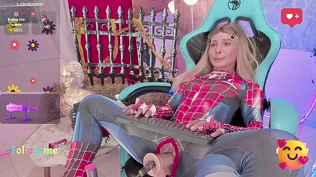 Snapshot of Little_lili19 chatting on October 2025 09:32:02 PM Little lili19 online show from October 2025 09:32:02 PM