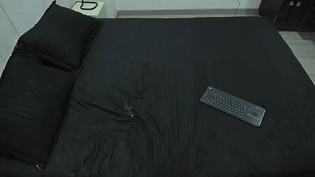 Snapshot of AbrilSonne chatting on February 2025 07:38:02 PM AbrilSonne online show from February 2025 07:38:02 PM