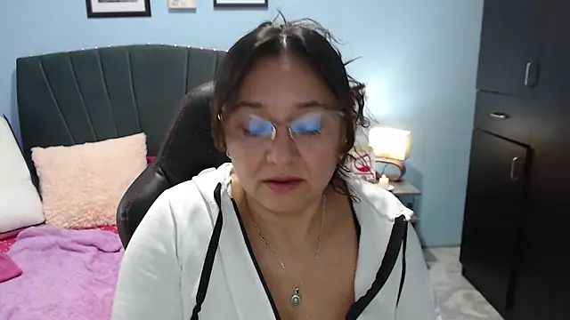 AngelRouss online show from March 2025 01:10:02 PM