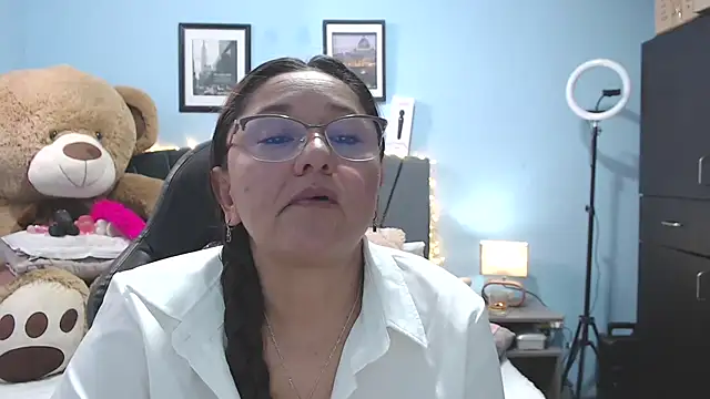 AngelRouss online show from October 2025 07:13:01 PM