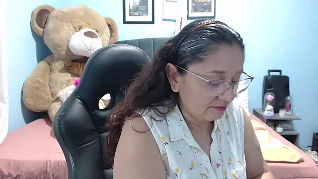 AngelRouss online show from February 2026 03:02:02 AM