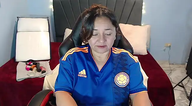 AngelRouss online show from February 2025 02:21:01 PM