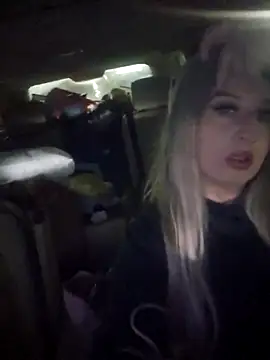 stunnaagirll online show from November 2025 03:51:04 AM