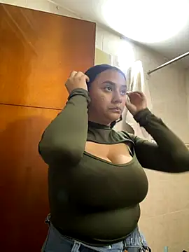 michell boobs  online show from September 2025 01:29:01 PM