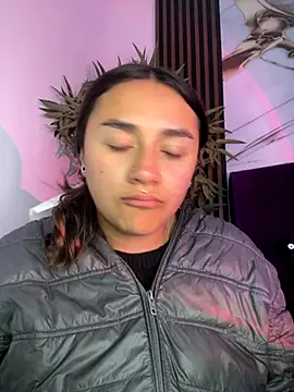 michell boobs  online show from December 2025 12:37:01 PM