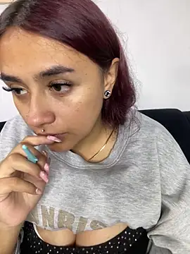 michell boobs  online show from February 2025 01:22:01 PM