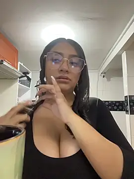 michell boobs  online show from October 2025 01:21:02 PM