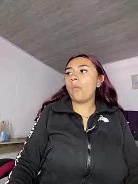michell boobs  online show from March 2025 01:01:01 PM
