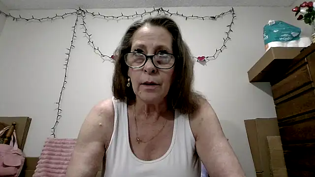 Snapshot of Keywest_Kate chatting on June 2026 08:47:02 PM Keywest Kate online show from June 2026 08:47:02 PM