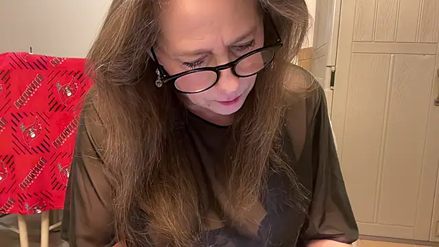 Snapshot of Keywest_Kate chatting on January 2025 02:04:02 AM Keywest Kate online show from January 2025 02:04:02 AM