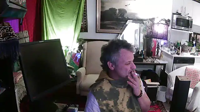 Snapshot of SilverandFox chatting on March 2025 01:52:02 AM SilverandFox online show from March 2025 01:52:02 AM