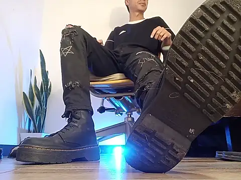 codysmith online show from November 2025 07:55:01 AM