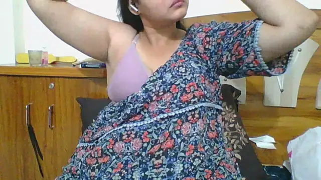 Riya Stream01 online show from April 2026 05:15:02 PM