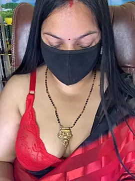 FlatVincy4 online show from November 2025 04:07:02 PM