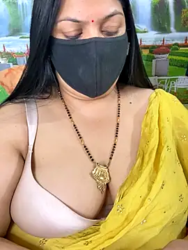 FlatVincy4 online show from November 2025 03:51:01 PM