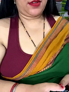 FlatVincy4 online show from November 2025 04:33:02 PM