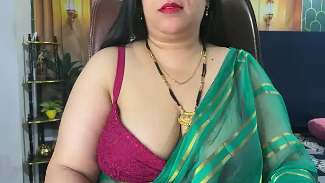 FlatVincy4 online show from April 2026 04:08:02 AM