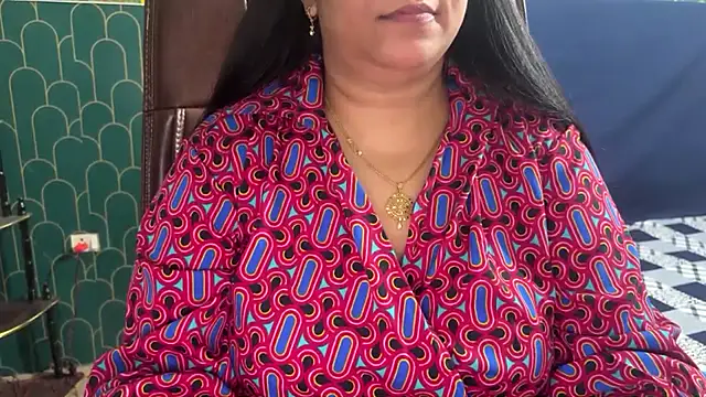 FlatVincy4 online show from July 2026 03:42:02 PM