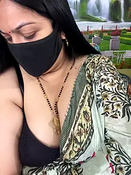 FlatVincy4 online show from November 2025 04:39:02 AM