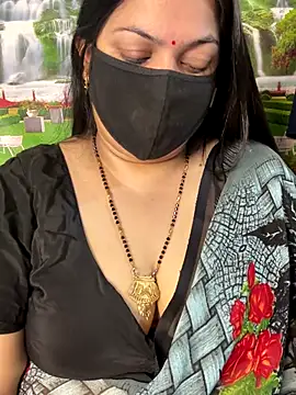 FlatVincy4 online show from November 2025 04:49:01 AM