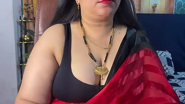 FlatVincy4 online show from April 2026 08:49:01 AM