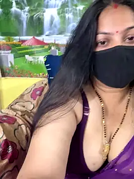 FlatVincy4 online show from October 2025 05:47:02 PM