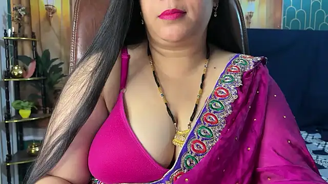 FlatVincy4 online show from April 2026 03:09:01 AM