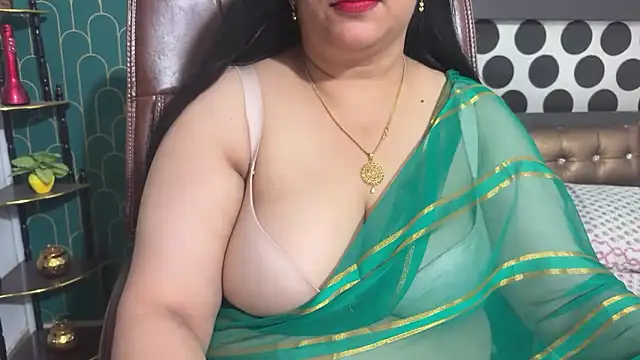 FlatVincy4 online show from May 2026 07:28:01 AM