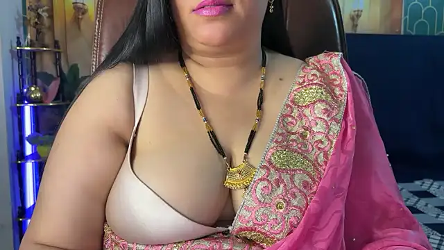 FlatVincy4 online show from April 2026 03:15:02 PM