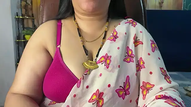 FlatVincy4 online show from March 2026 05:05:01 PM