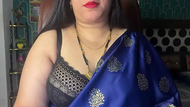 FlatVincy4 online show from February 2026 06:38:01 AM