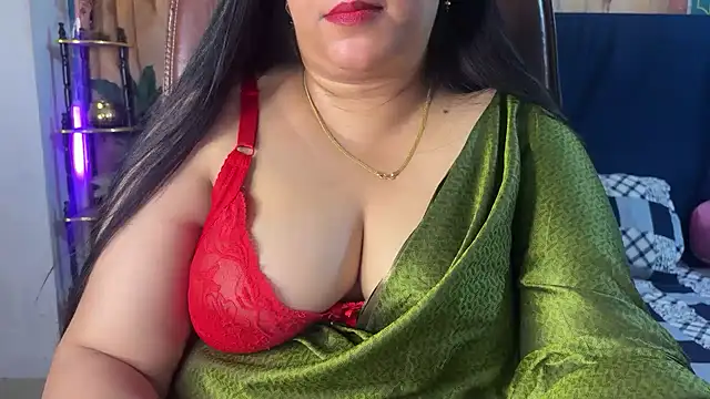 FlatVincy4 online show from April 2026 04:24:02 PM