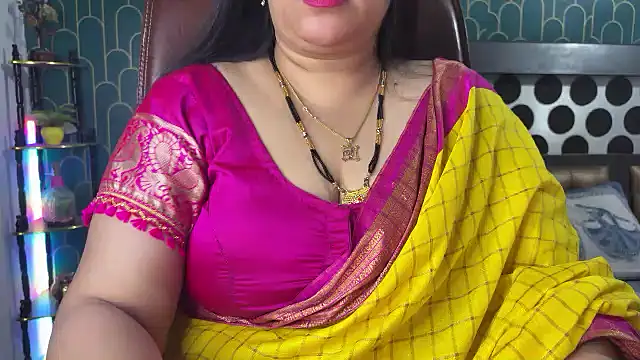 FlatVincy4 online show from February 2026 04:45:02 AM