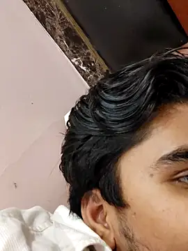 dannyD06969 online show from April 2026 08:13:01 PM