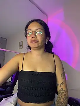 Snapshot of Rosita_forever_ chatting on April 2026 01:31:02 AM Rosita forever online show from April 2026 01:31:02 AM